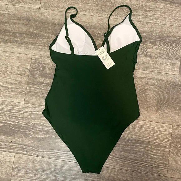 Cupshe  women intense Green One Piece Swimsuit V-Neck  side pleats  size medium - Picture 3 of 4